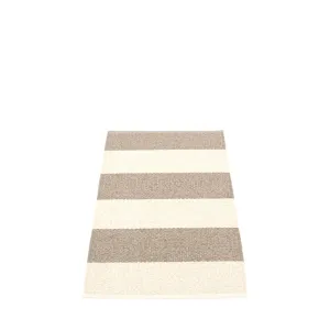 Bridgehampton Plastic Floor Mats Mud/Vanilla (Multiple Sizes)