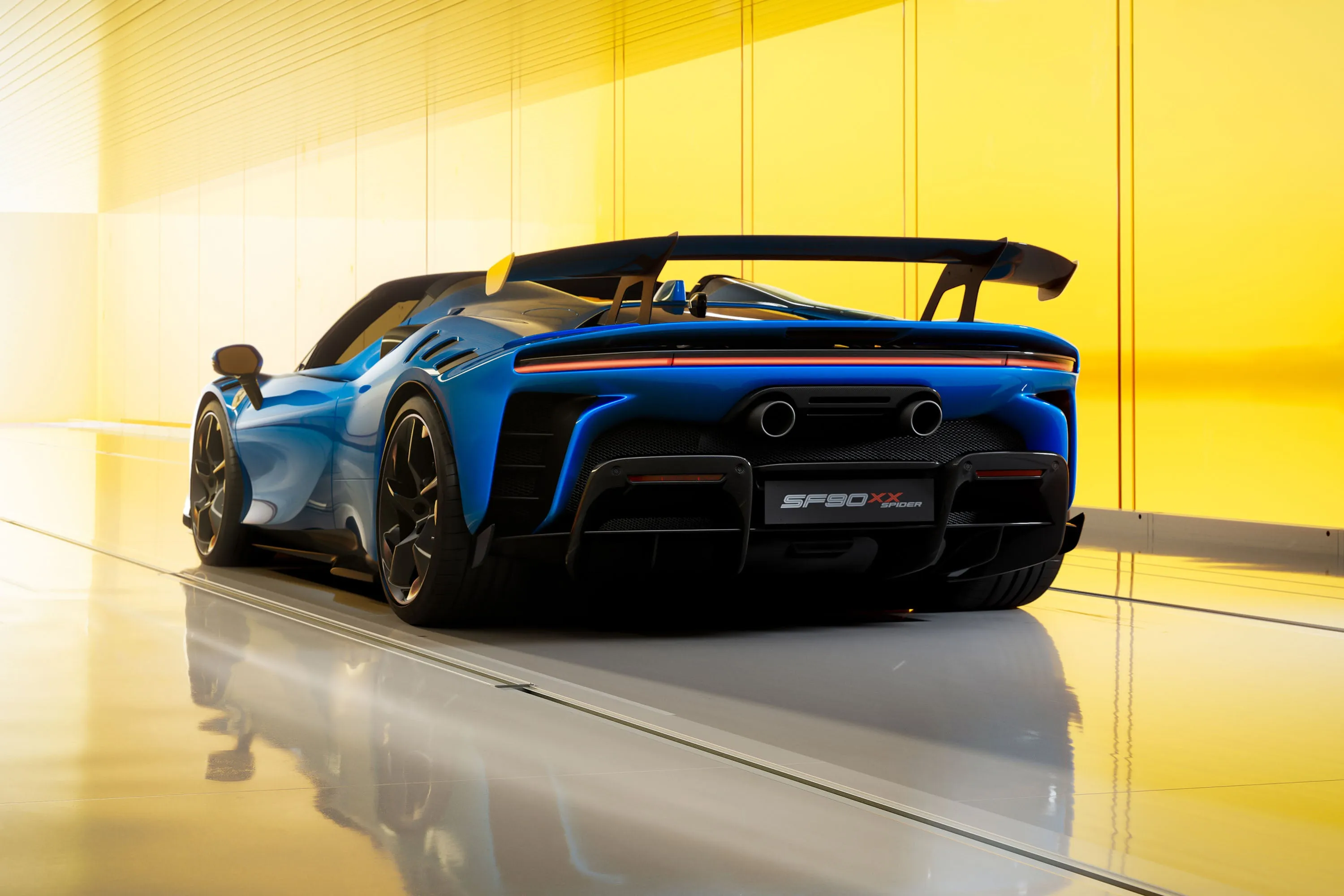 Ferrari SF90 XX Spider (2023)