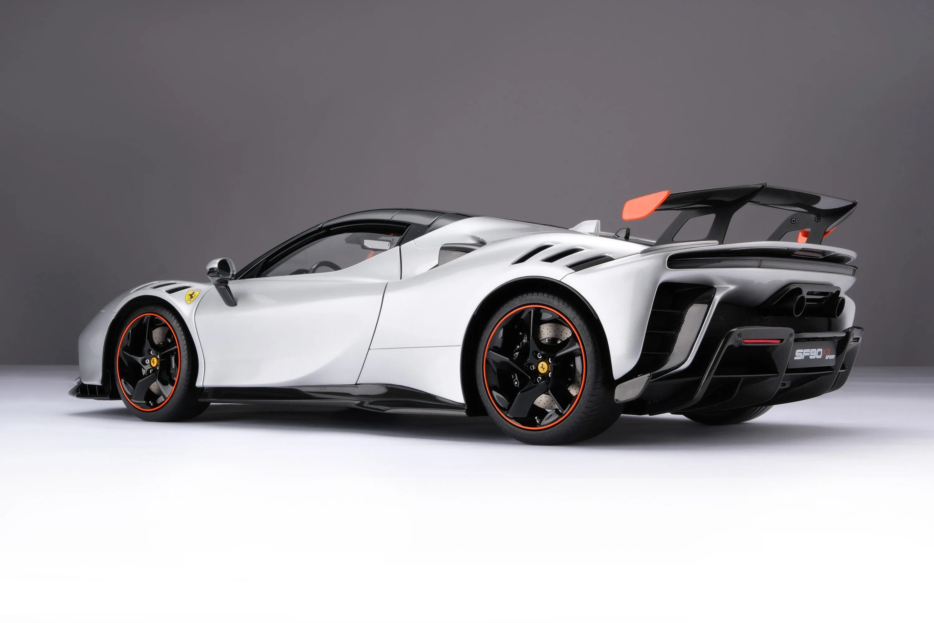 Ferrari SF90 XX Spider (2023)