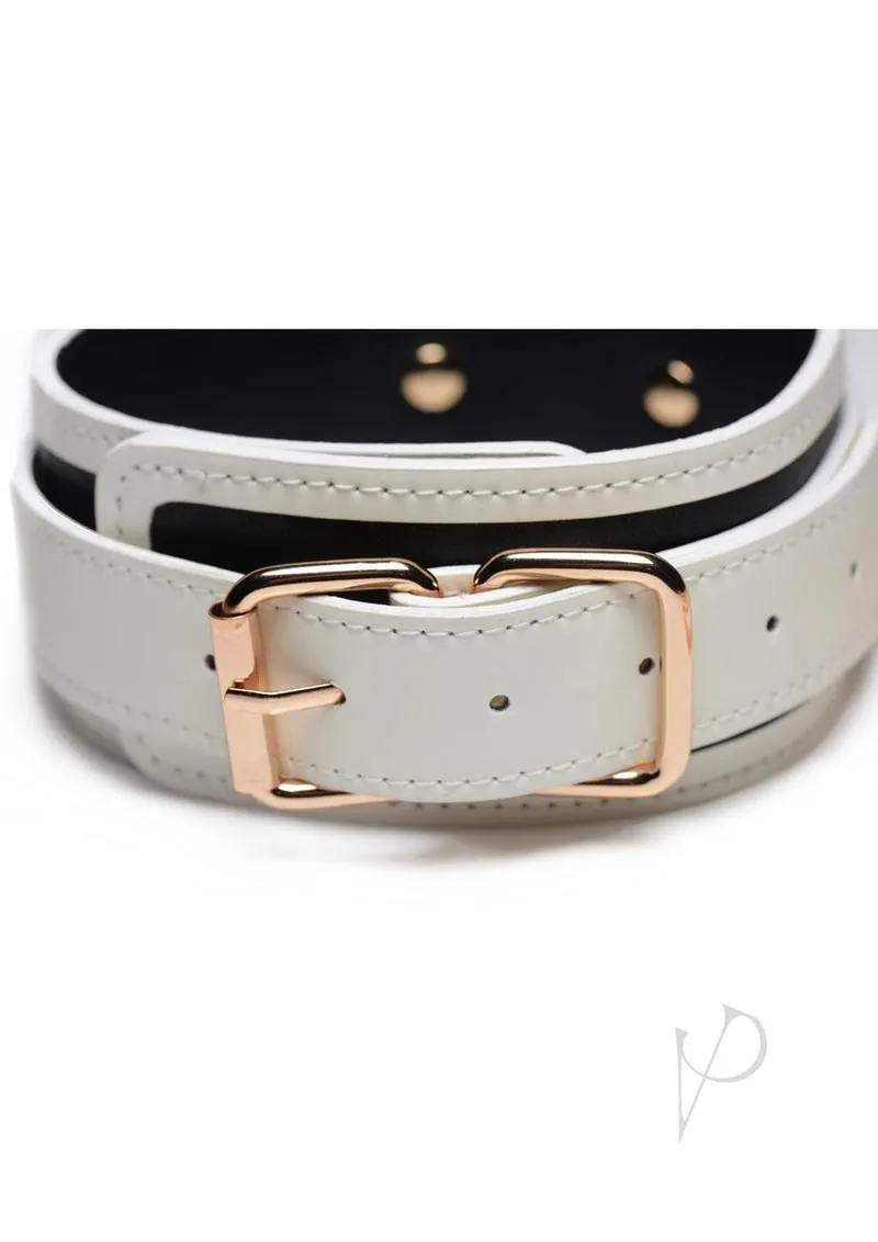 Ms Kink In The Dark Glow Collar/leash