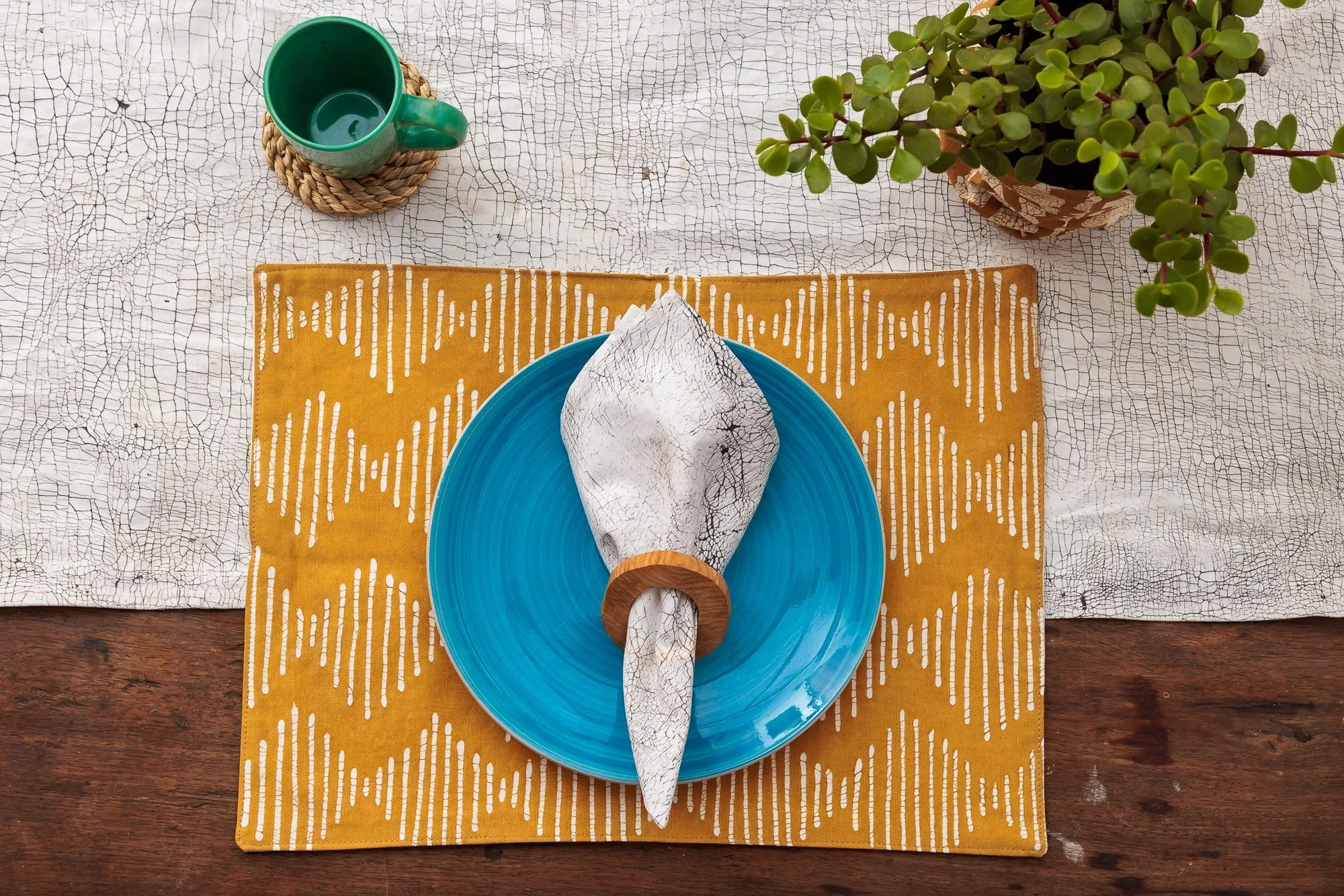 Tribal Cloth Mushroom Line Waves Table Mats